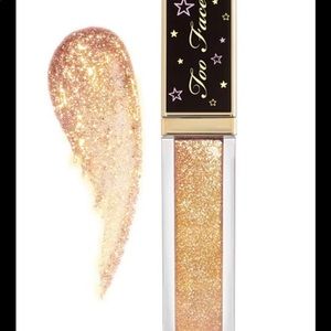 TOO FACED LIQUID EYESHADOW IN SHADE SWEET SPOT!